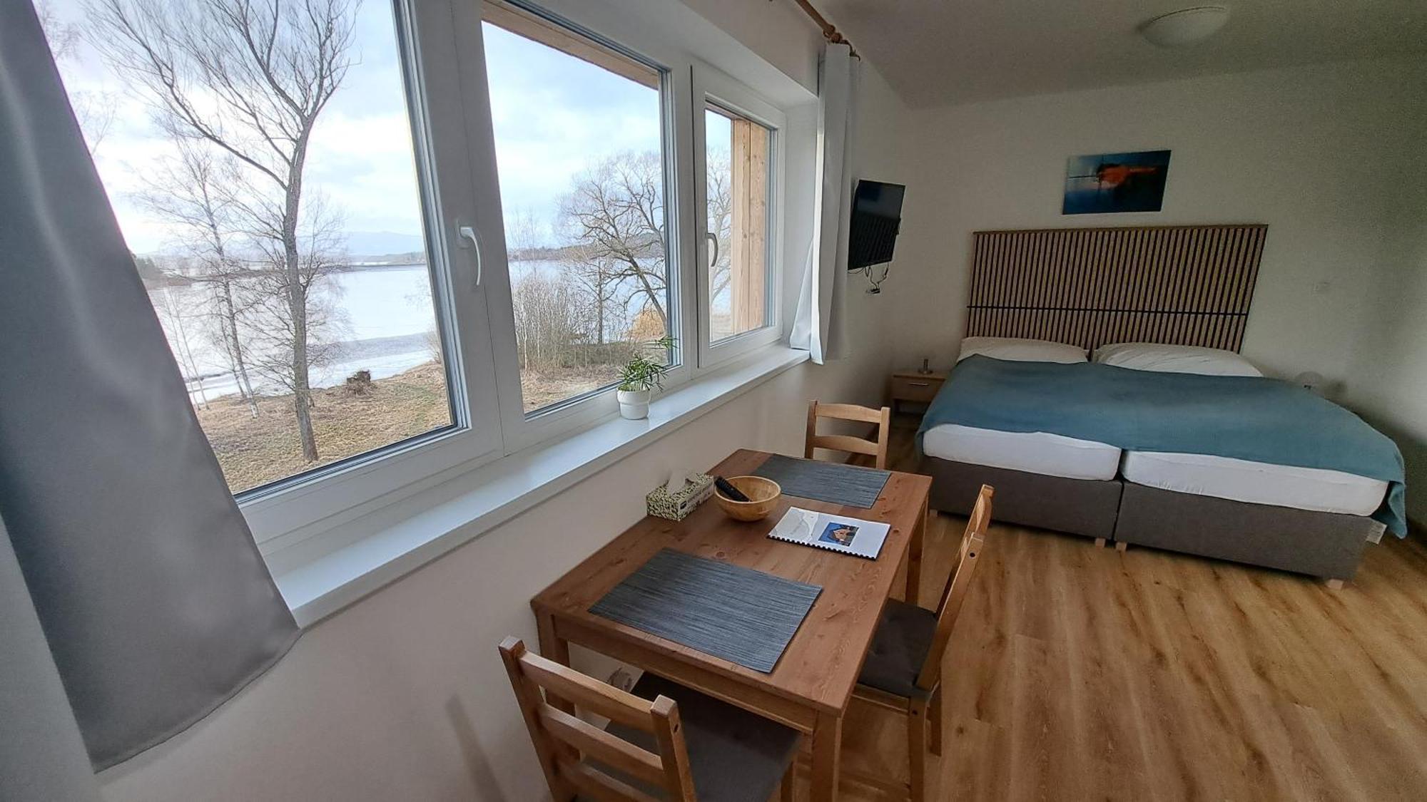 Apartmany - Male Lipno Černá v Pošumaví Kültér fotó